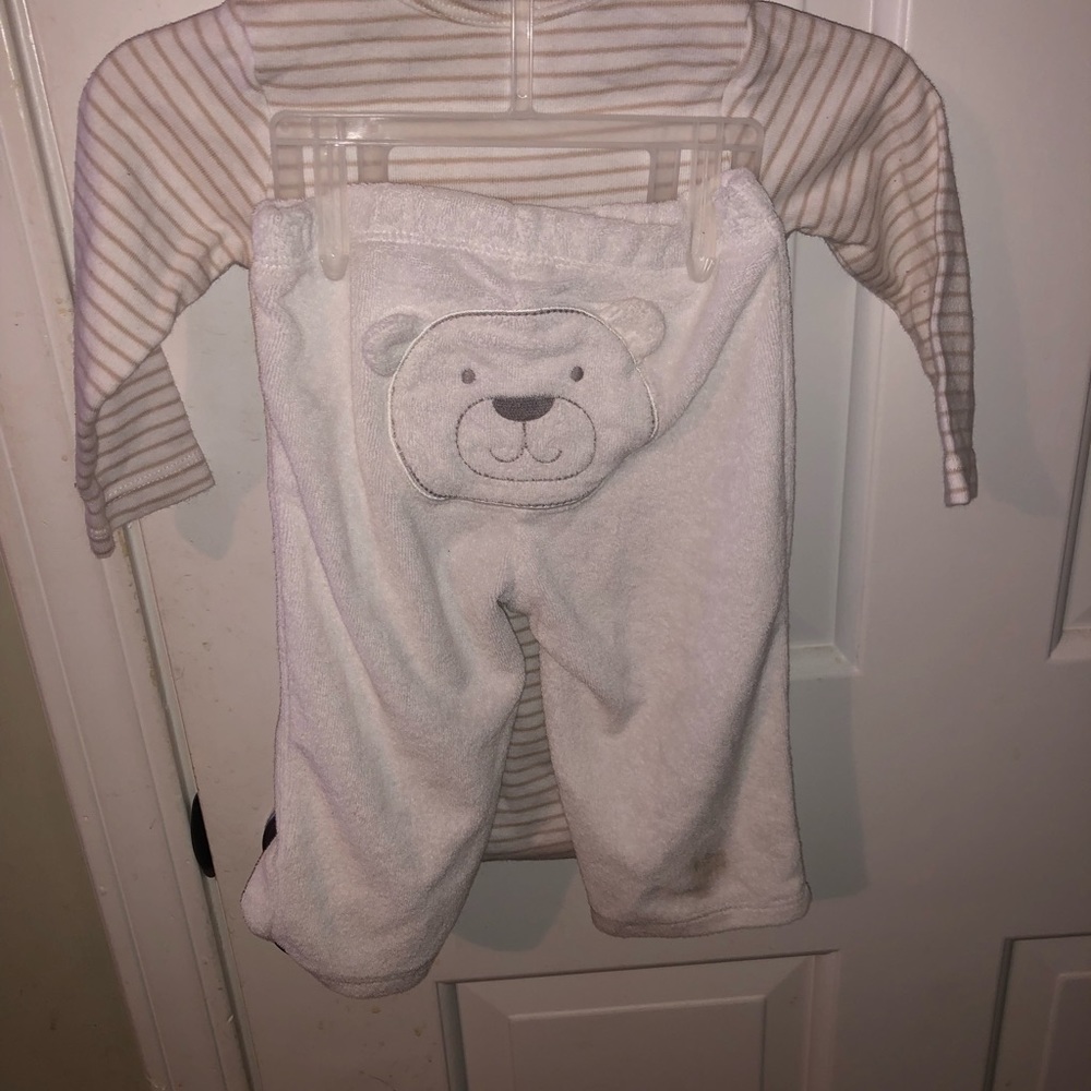 Carters set - Picture 2 of 2